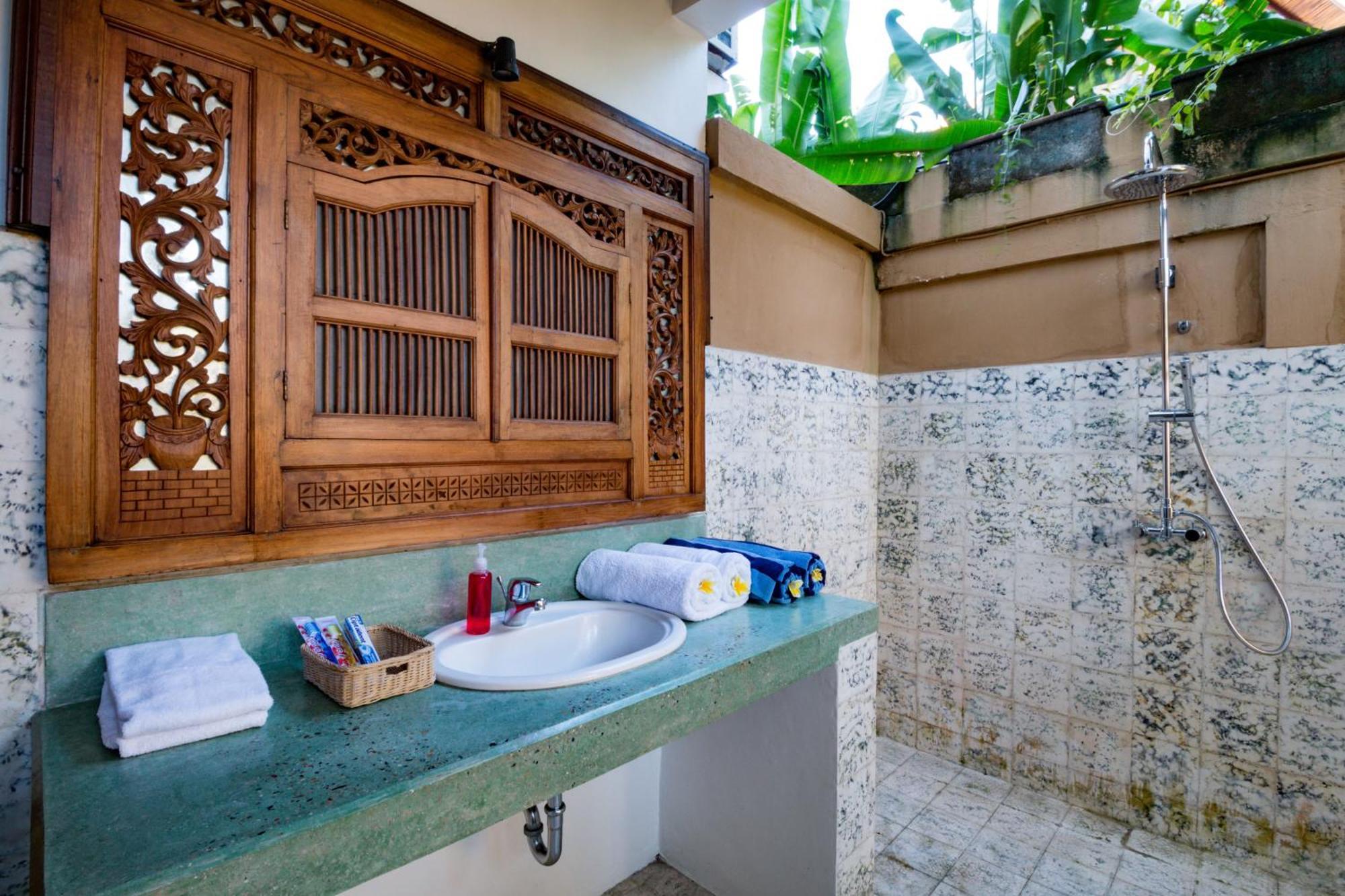 Bali Royal Heritage Villa Seminyak Esterno foto
